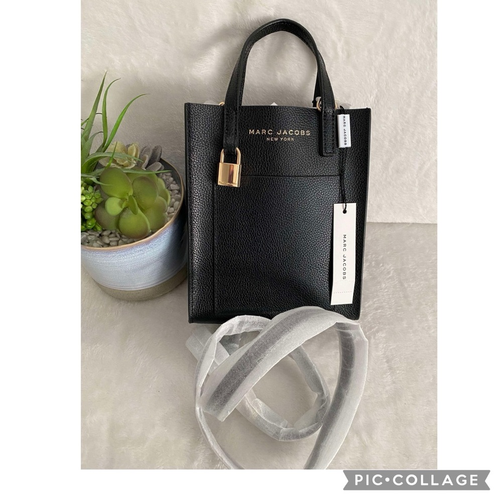 ✨🆕✨Brand New Marc Jacobs Leather Crossbody Bag